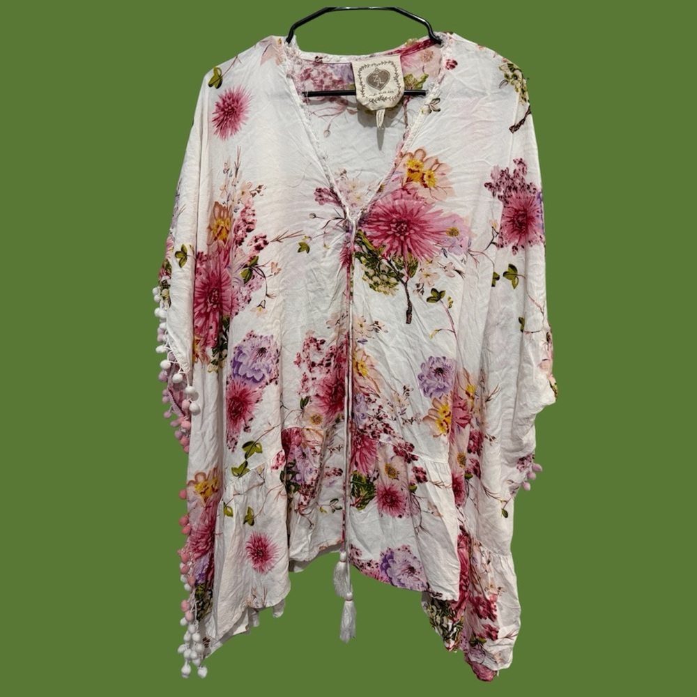 Floral White V-Neck Pom-Pom Tunic